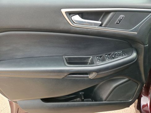 Used 2024 Ford Edge SEL image 29