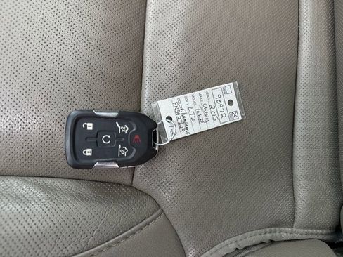 Used 2015 Chevrolet Tahoe LTZ image 34