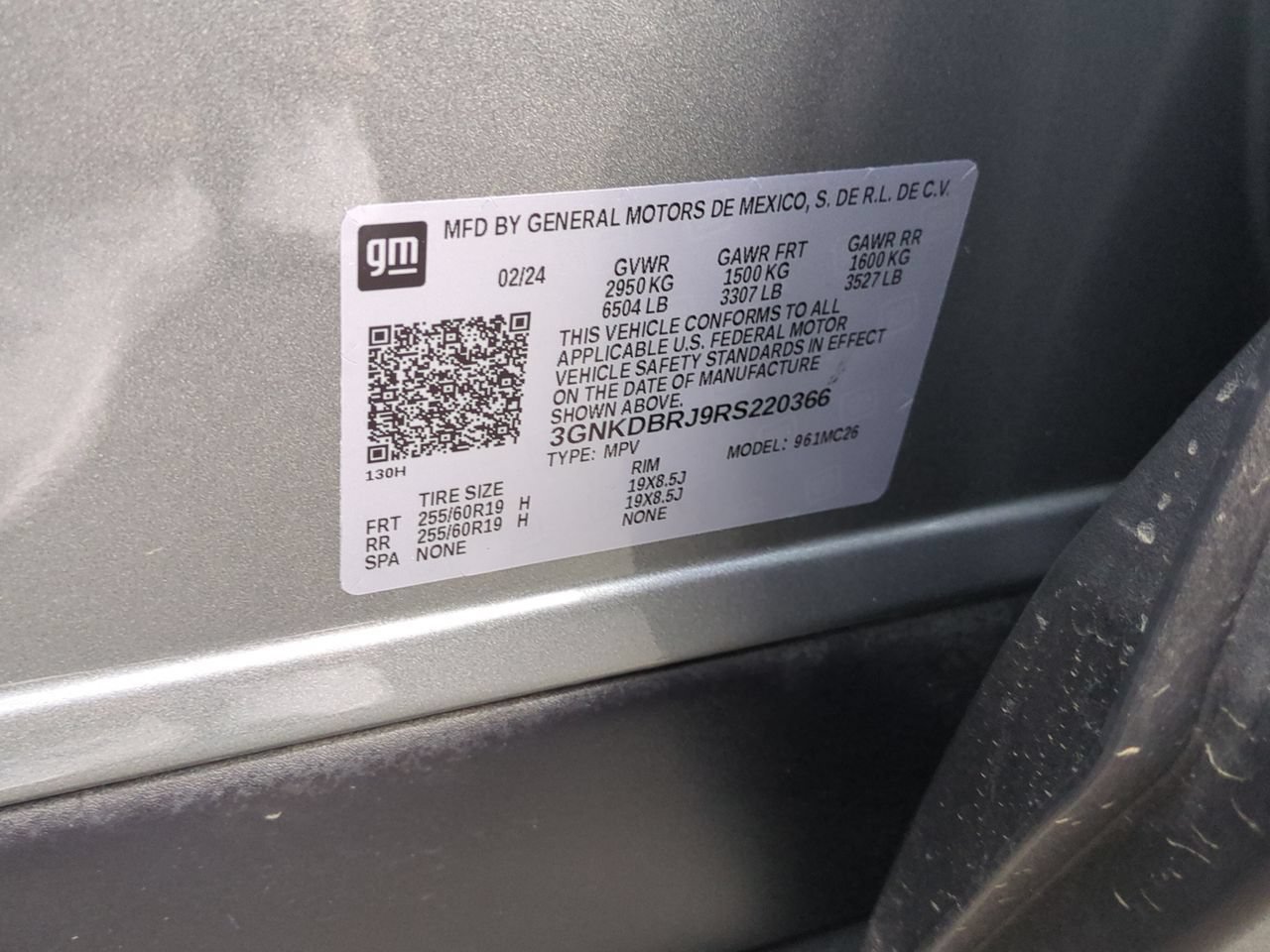 Used 2024 Chevrolet Blazer EV LT AWD/4WD image 32