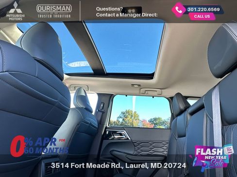 New 2025 Mitsubishi Outlander SEL image 18
