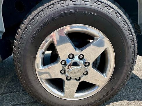 Used 2021 GMC Sierra 2500 SLE image 5