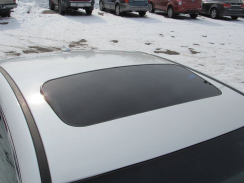 Used 2014 Subaru Legacy 2.5i Limited w/ Moonroof Package image 6