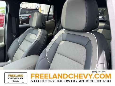 New 2026 Chevrolet Equinox LT w/ Convenience Package II FWD image 22