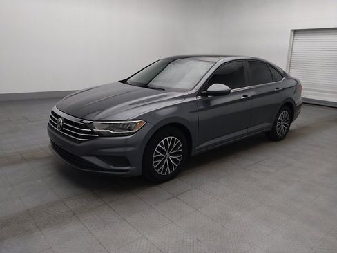 Used 2019 Volkswagen Jetta SE FWD image 2