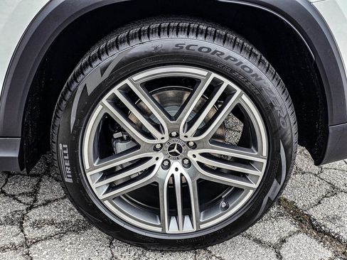 New 2026 Mercedes-Benz GLS 450 4MATIC image 8