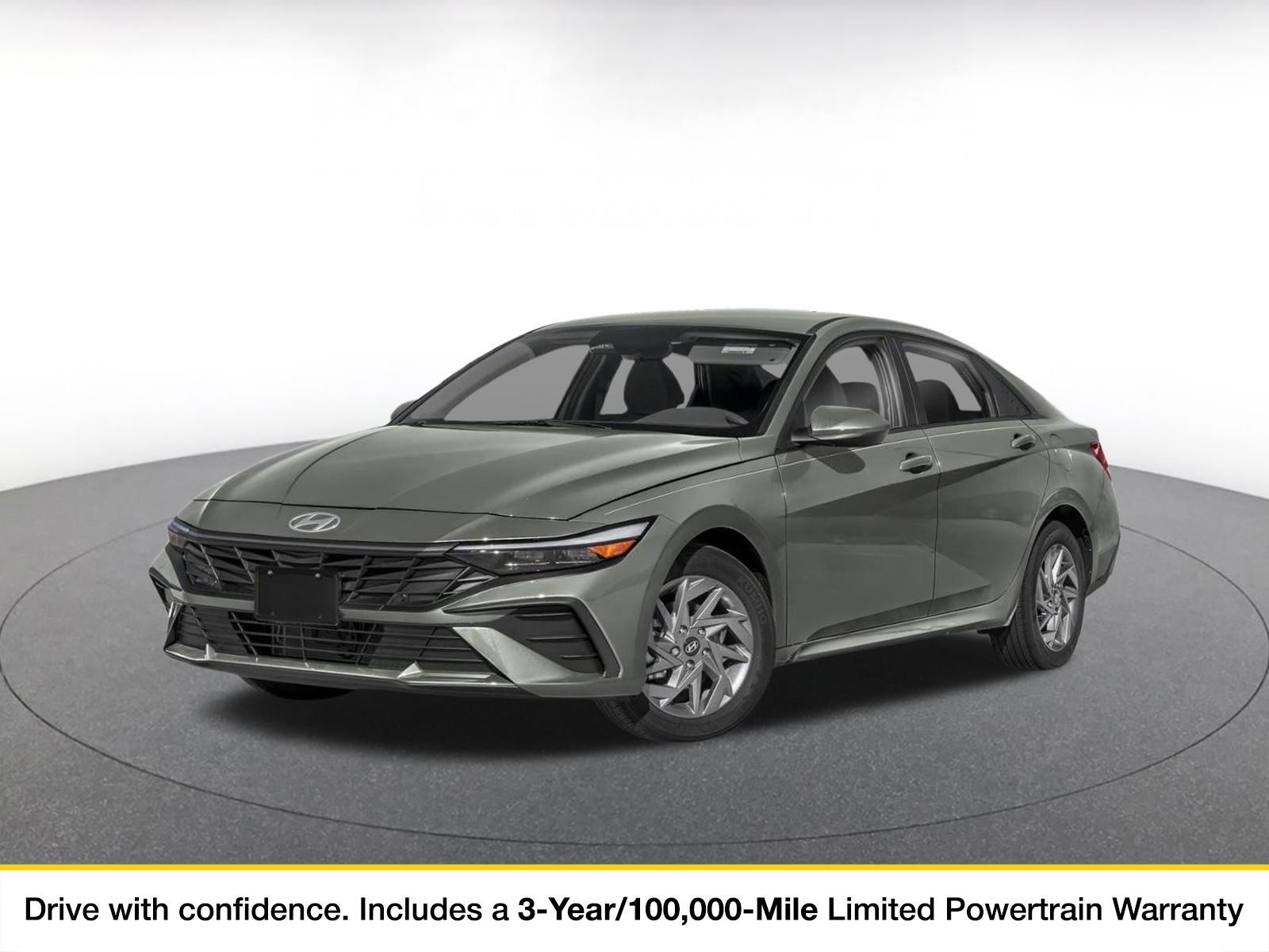 Used 2026 Hyundai Elantra Hybrid FWD image 1