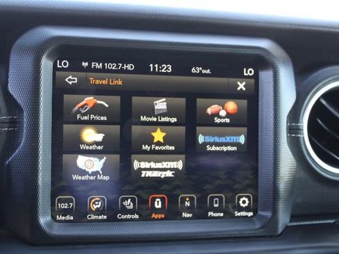 Used 2023 Jeep Wrangler Unlimited Sahara w/ Cold Weather Group AWD/4WD image 29