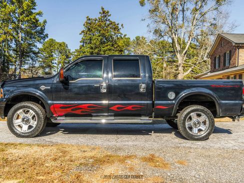 Used 2005 Ford F350 Harley-Davidson image 3