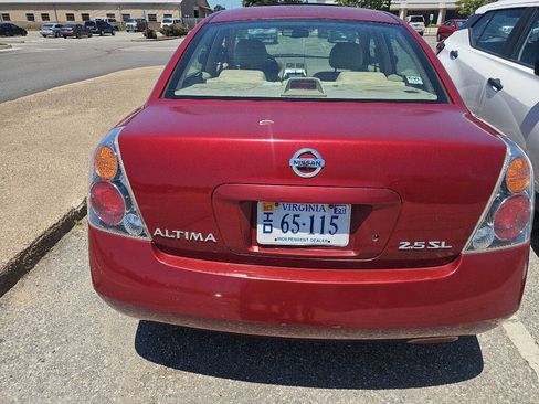 Used 2003 Nissan Altima 2.5 SL FWD image 1