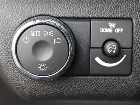 Used 2011 GMC Acadia SL w/ Preferred Package FWD image 12