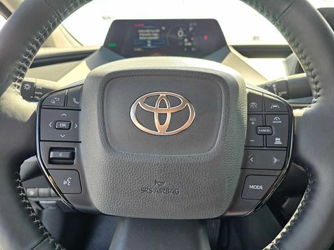 Certified 2026 Toyota Prius XLE FWD image 22