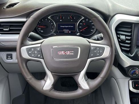 Certified 2023 GMC Acadia SLT w/ Preferred Package AWD/4WD image 14