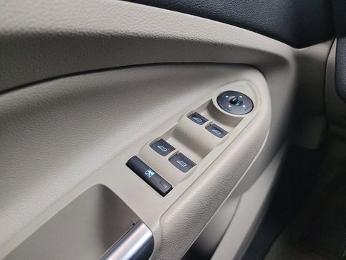 Used 2016 Ford Escape SE FWD image 27