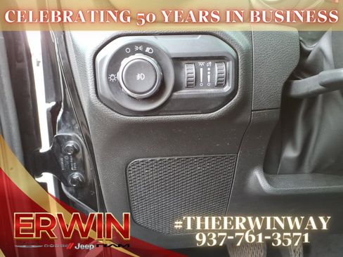 Used 2022 Jeep Wrangler Sport image 16