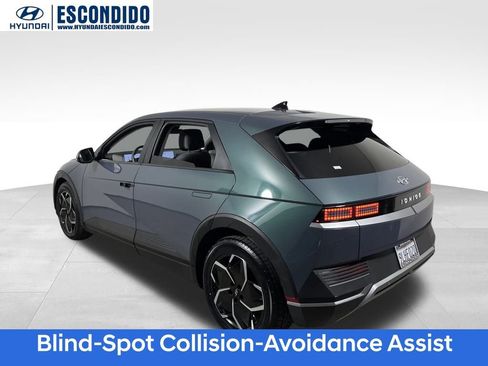 Certified 2024 Hyundai Ioniq 5 SE image 3