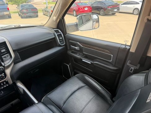 Used 2019 RAM 2500 Laramie w/ Cold Weather Group AWD/4WD image 60