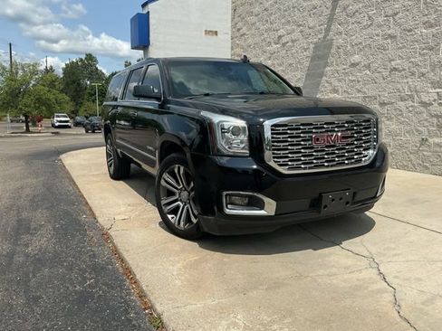 Used 2018 GMC Yukon XL Denali w/ Denali Ultimate Package AWD/4WD image 1