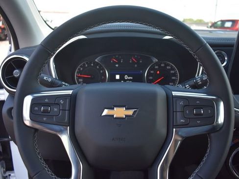 New 2026 Chevrolet Blazer LT w/ Sound & Technology Package AWD/4WD image 31