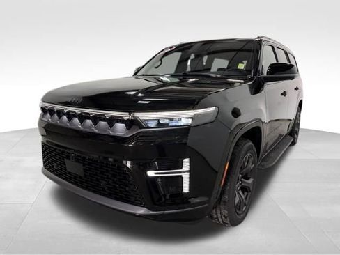 New 2026 Jeep Grand Wagoneer Limited AWD/4WD image 2