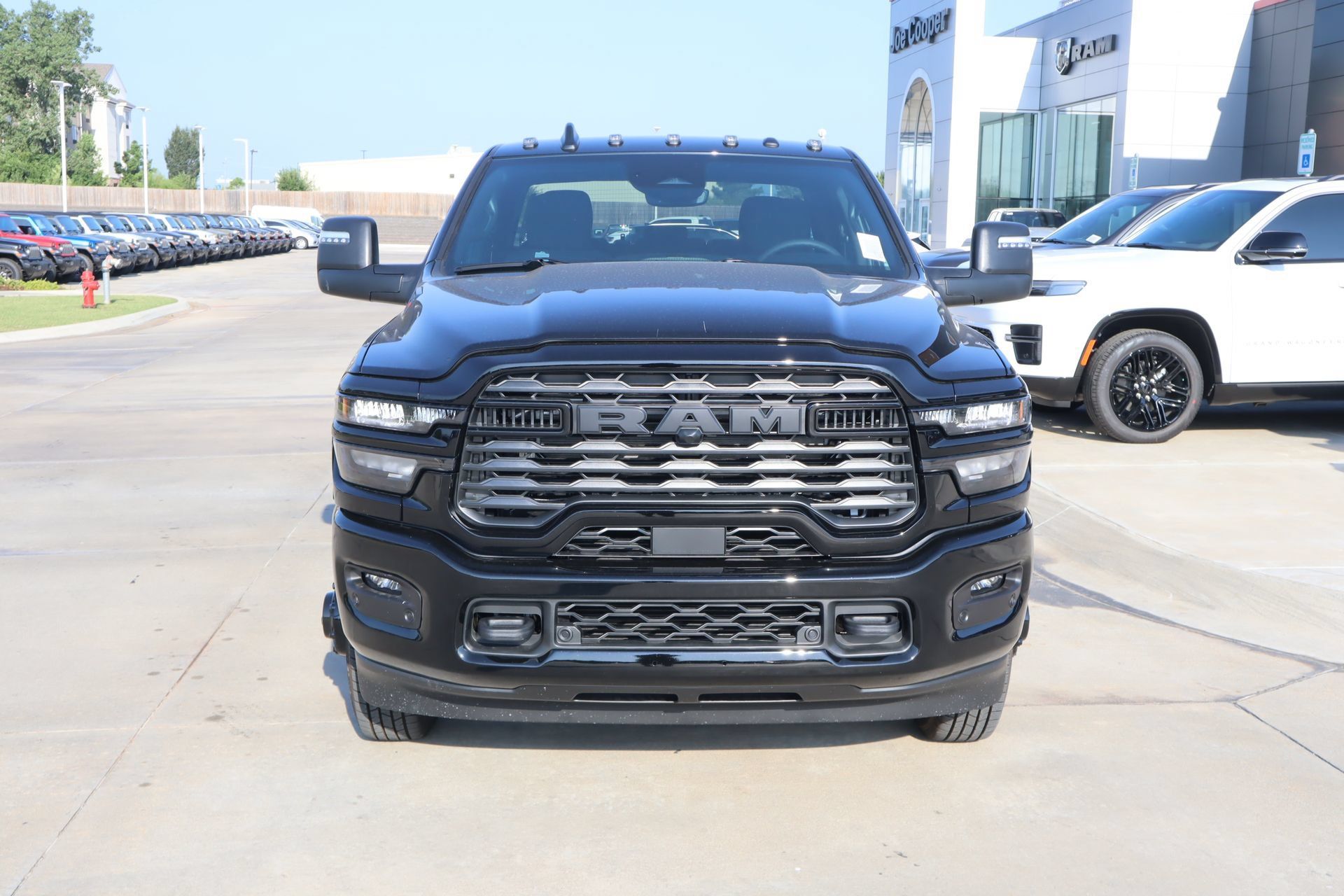 New 2026 RAM 3500 Big Horn AWD/4WD image 10