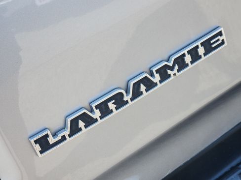 Used 2025 RAM 1500 Laramie AWD/4WD image 13