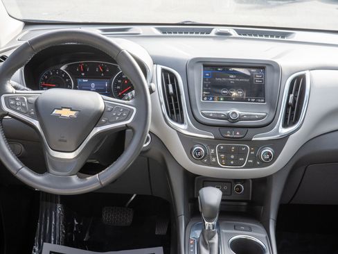 Used 2022 Chevrolet Equinox LT image 11