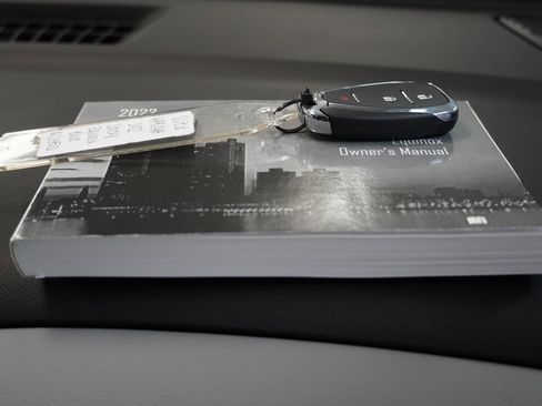 Certified 2022 Chevrolet Equinox LS w/ LS Convenience Package image 36