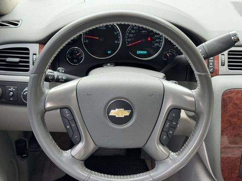 Used 2011 Chevrolet Tahoe LTZ AWD/4WD image 9