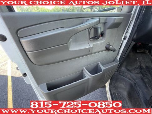 Used 2014 Chevrolet Express 4500 4500 2dr Commercial/Cutaway/Ch w/ Shuttle Bus Package image 18