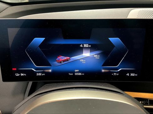 Used 2025 BMW iX xDrive50 image 23