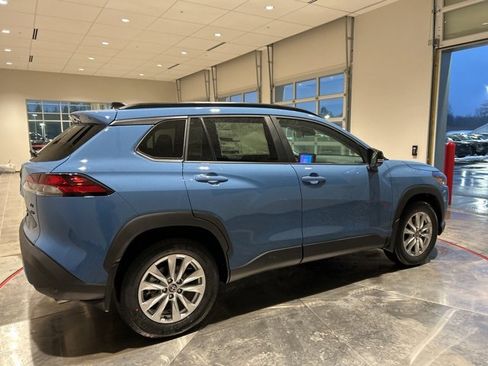 New 2026 Toyota Corolla Cross LE image 8