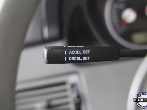 Used 2005 Chrysler Crossfire Limited image 22