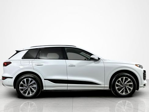 New 2025 Audi Q6 e-tron Premium image 7