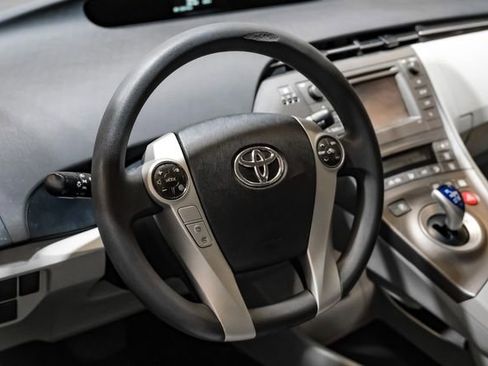 Used 2012 Toyota Prius Two image 18