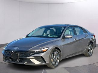 Used 2024 Hyundai Elantra Limited FWD video 1