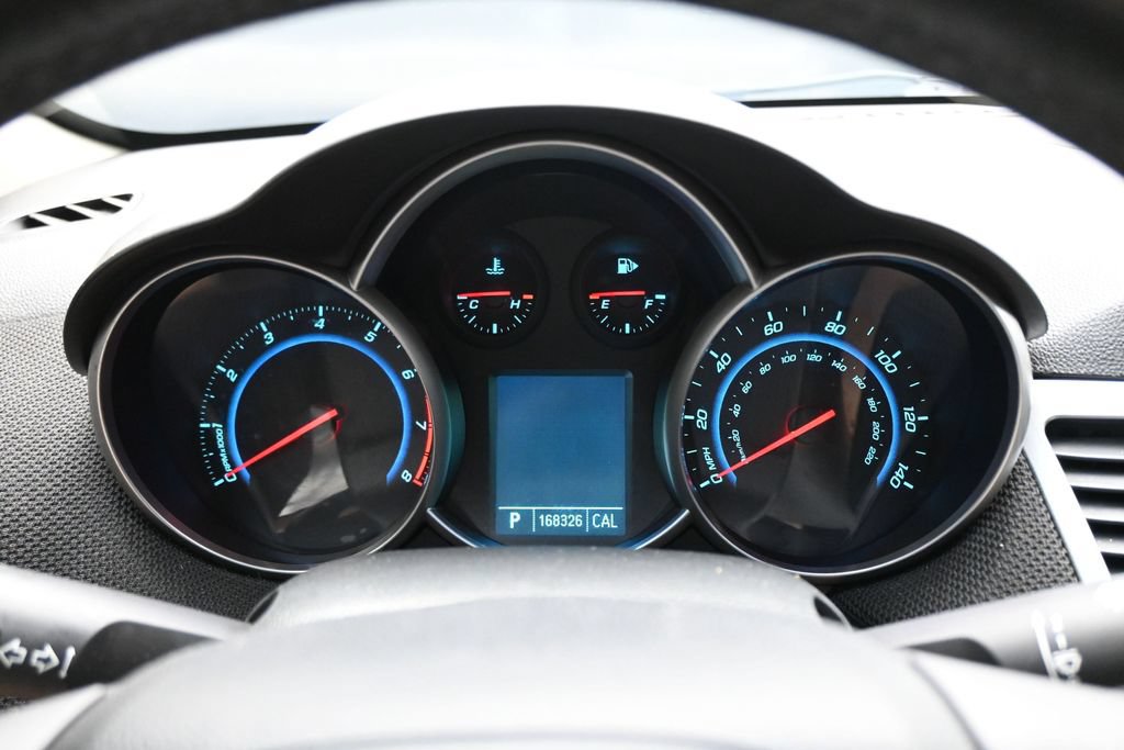 Used 2011 Chevrolet Cruze LT FWD image 16