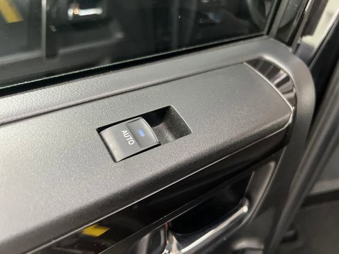 Used 2024 Toyota 4Runner TRD Off-Road image 17