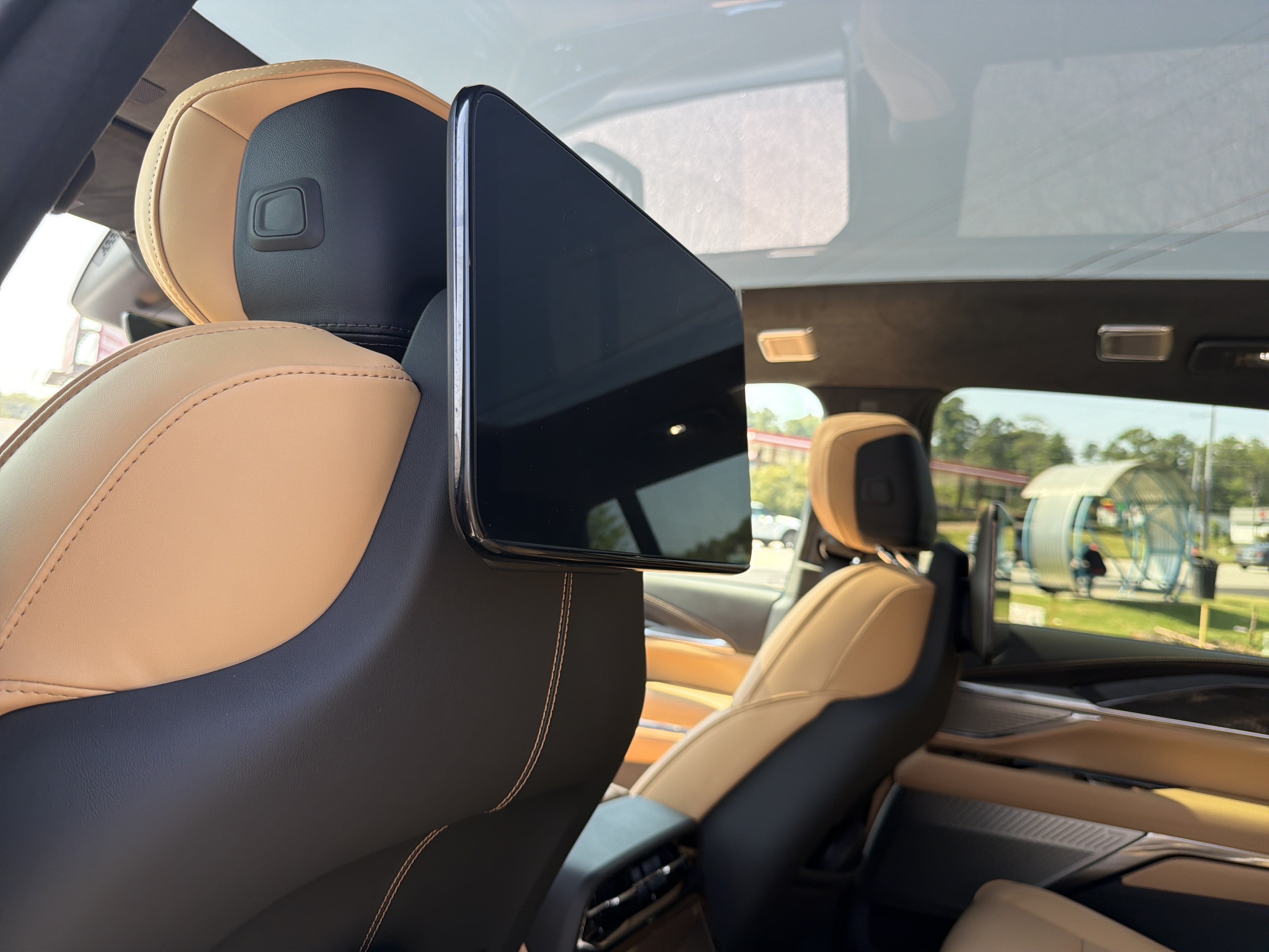 New 2026 Cadillac Escalade IQ Luxury 2 AWD/4WD image 23