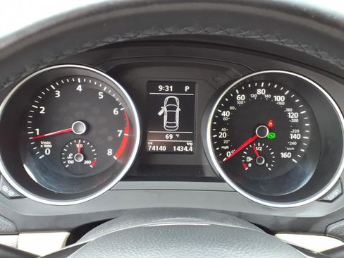 Used 2018 Volkswagen Jetta SE FWD image 20