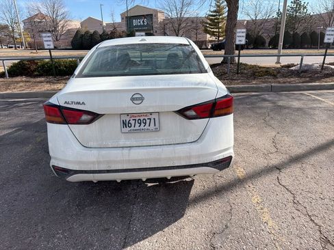 Certified 2025 Nissan Altima 2.5 SV image 7