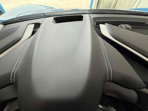 Used 2023 Chevrolet Corvette Stingray Premium Cpe w/ Z51 Performance Package image 72