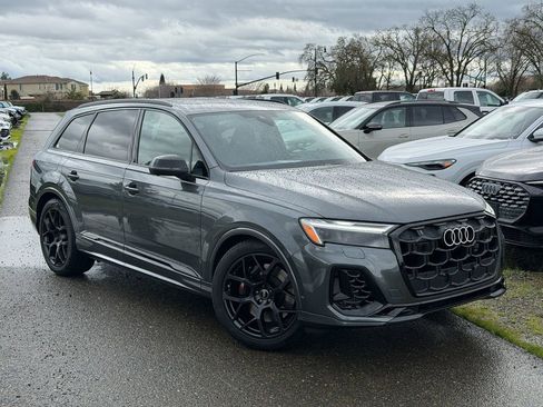 New 2026 Audi SQ7 Premium Plus image 3