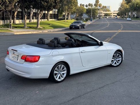 Used 2011 BMW 328i Convertible RWD image 4