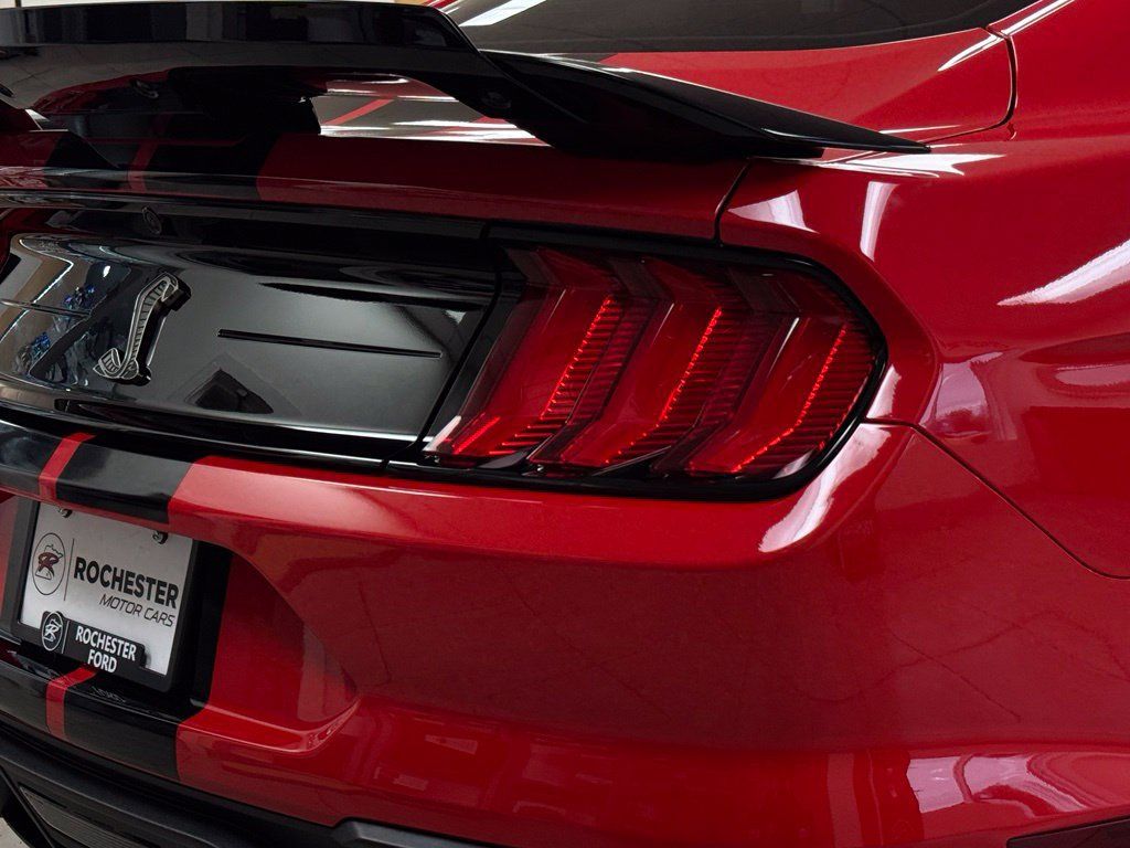 Used 2021 Ford Mustang Shelby GT500 w/ Technology Package RWD image 43
