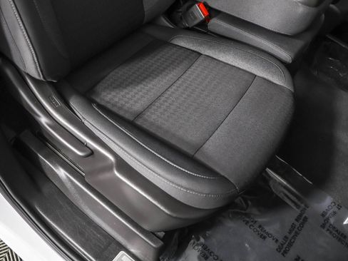 Used 2023 Chevrolet Silverado 1500 LT image 45