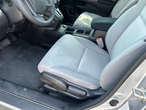 Used 2016 Honda CR-V LX image 8
