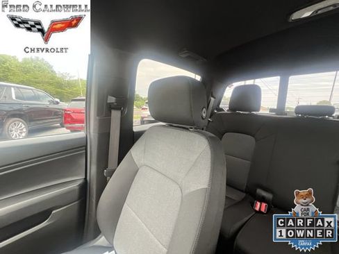 Used 2025 Chevrolet Colorado W/T w/ WT Custom Package AWD/4WD image 12