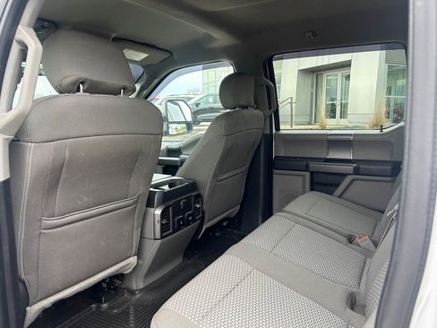 Used 2019 Ford F350 XLT w/ XLT Premium Package image 12