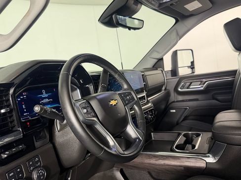 Used 2024 Chevrolet Silverado 3500 LTZ w/ LTZ Premium Package AWD/4WD image 26