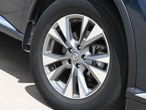 Used 2018 Nissan Murano SL w/ Cargo Package FWD image 11